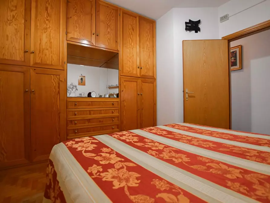 Immagine 13 di Casa indipendente in vendita  in Casacagnano a Roccafluvione