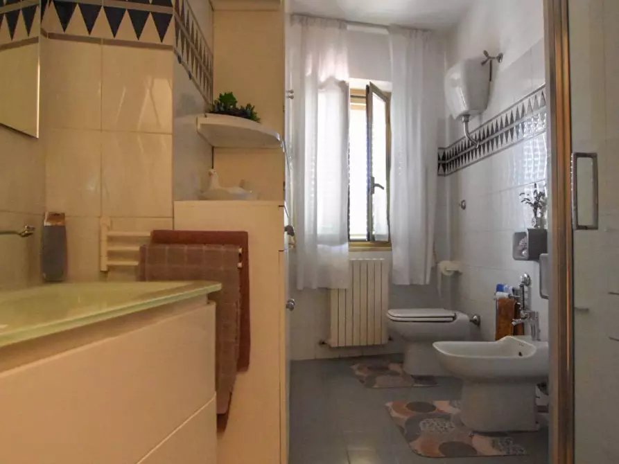 Immagine 14 di Casa indipendente in vendita  in Casacagnano a Roccafluvione