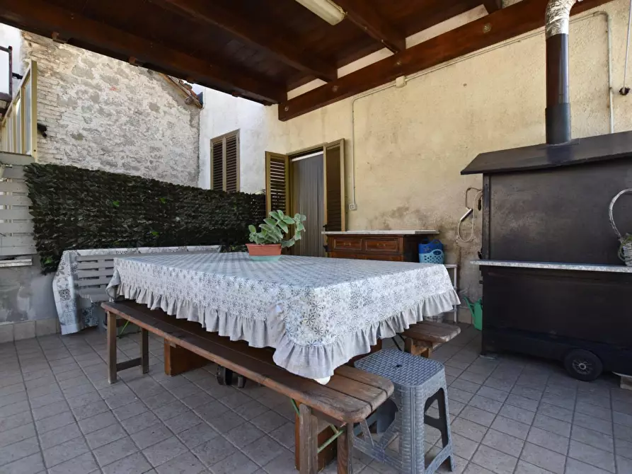 Immagine 17 di Casa indipendente in vendita  in Casacagnano a Roccafluvione