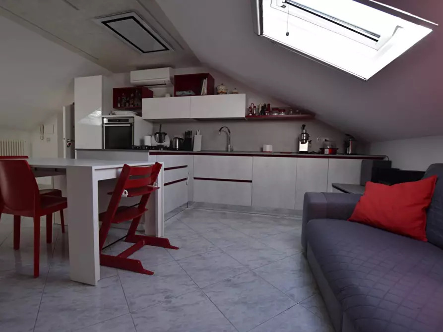 Immagine 25 di Casa indipendente in vendita  in Casacagnano a Roccafluvione