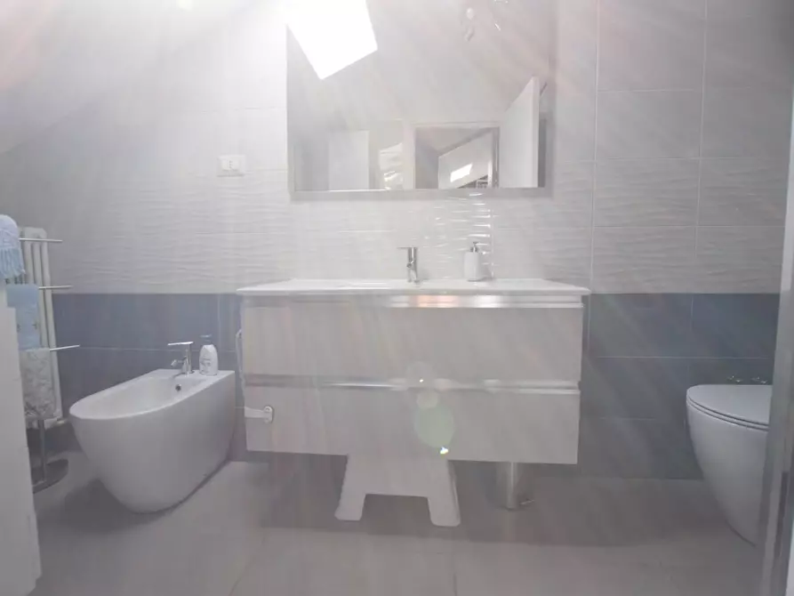 Immagine 29 di Casa indipendente in vendita  in Casacagnano a Roccafluvione