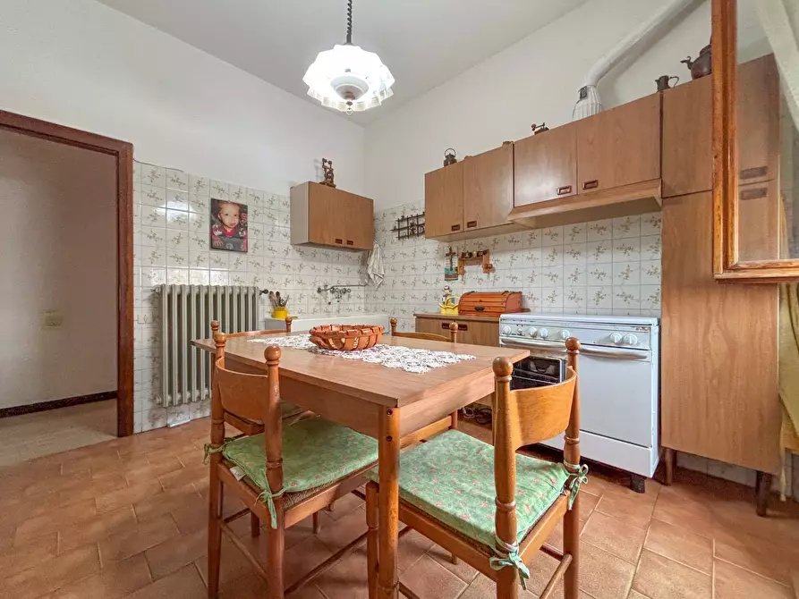 Immagine 5 di Appartamento in vendita  in Piazza IV Novembre a Comunanza