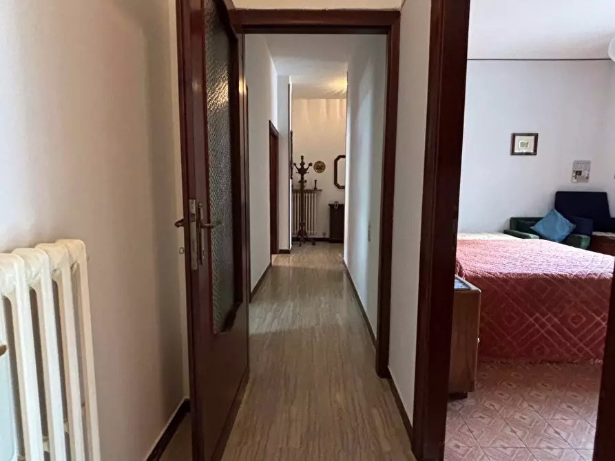 Immagine 23 di Appartamento in vendita  in Piazza IV Novembre a Comunanza