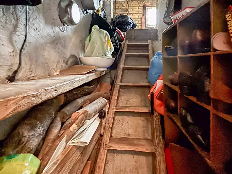 Immagine 26 di Appartamento in vendita  in Piazza IV Novembre a Comunanza