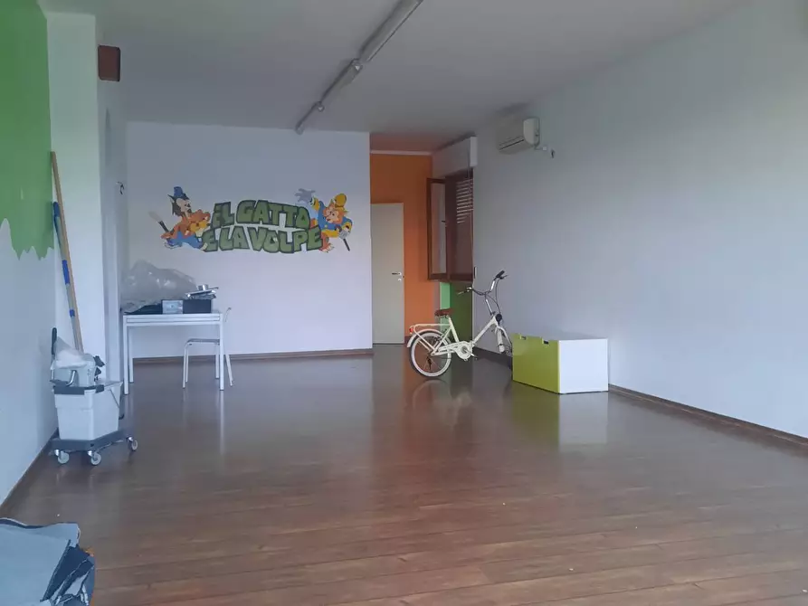 Immagine 2 di Locale commerciale in affitto  in via Fonte di Valle a Altidona