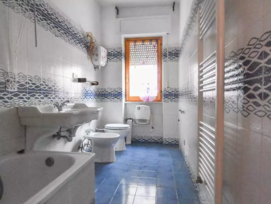 Immagine 20 di Appartamento in vendita  in Via Montale 2 a Roccafluvione