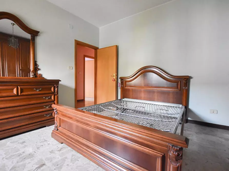 Immagine 24 di Appartamento in vendita  in Via Montale 2 a Roccafluvione