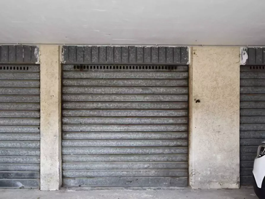 Immagine 32 di Appartamento in vendita  in Via Montale 2 a Roccafluvione