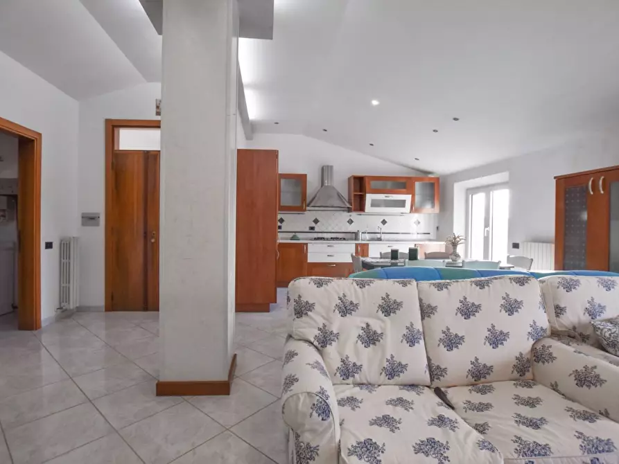 Immagine 4 di Appartamento in vendita  in Contrada Monte Radaldo 61 a Santa Vittoria In Matenano