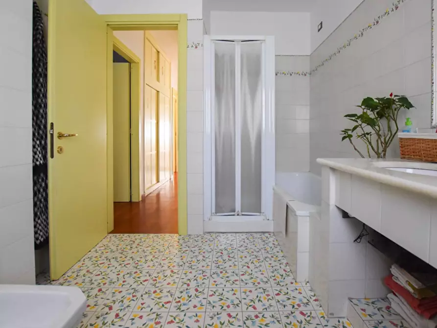 Immagine 25 di Appartamento in vendita  in Via Aldo Moro a Comunanza