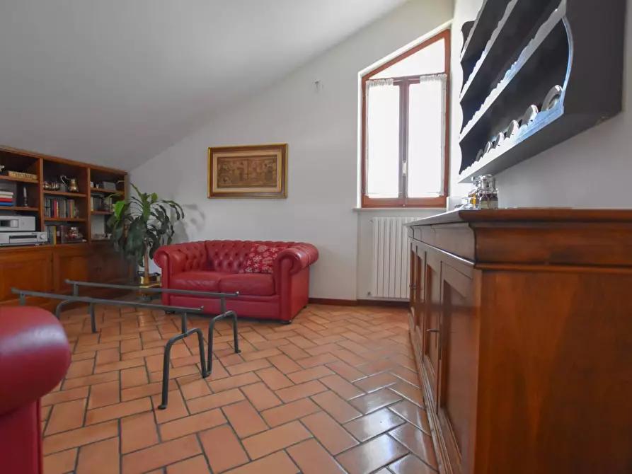 Immagine 29 di Appartamento in vendita  in Via Aldo Moro a Comunanza