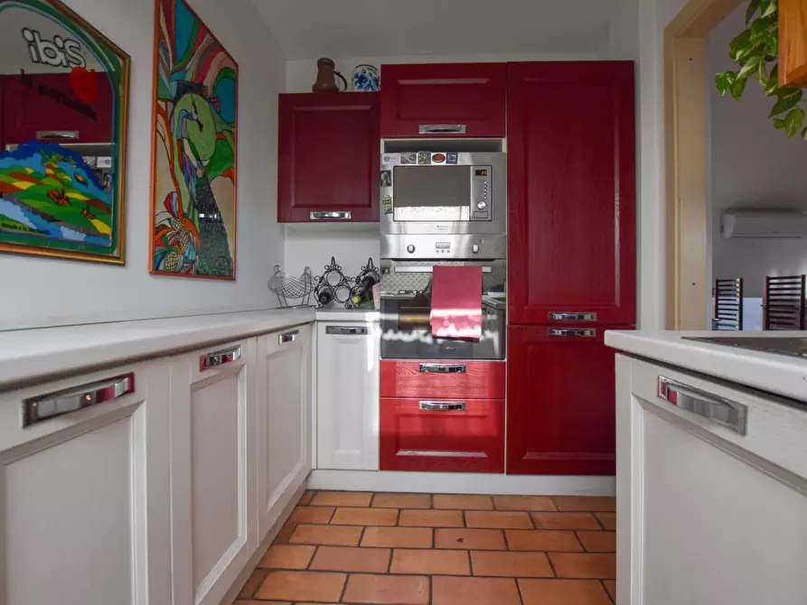 Immagine 33 di Appartamento in vendita  in Via Aldo Moro a Comunanza