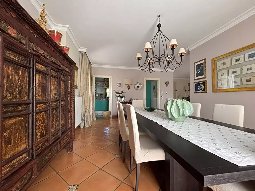 Immagine 17 di Villa in vendita  in Via Abbadia a Monterubbiano