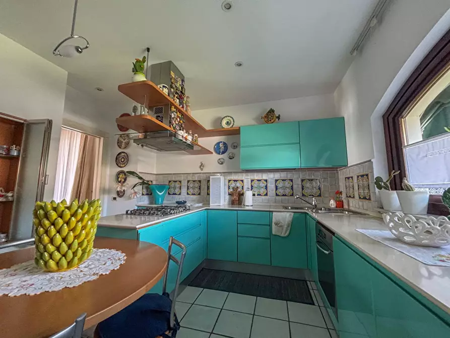 Immagine 23 di Villa in vendita  in Via Abbadia a Monterubbiano