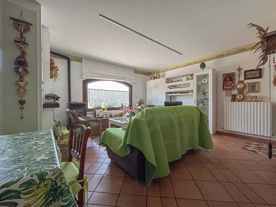 Immagine 75 di Villa in vendita  in Via Abbadia a Monterubbiano