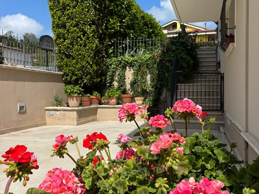 Immagine 90 di Villa in vendita  in Via Abbadia a Monterubbiano