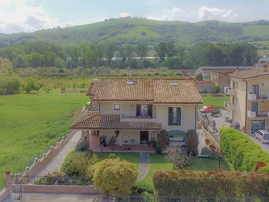 Immagine 8 di Villa in vendita  in Via Abbadia a Monterubbiano