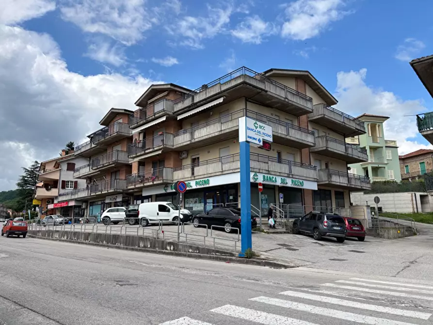Immagine 21 di Appartamento   in Via Trieste a Comunanza
