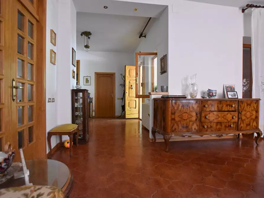 Immagine 17 di Villa in vendita  in Via Rampi a Force