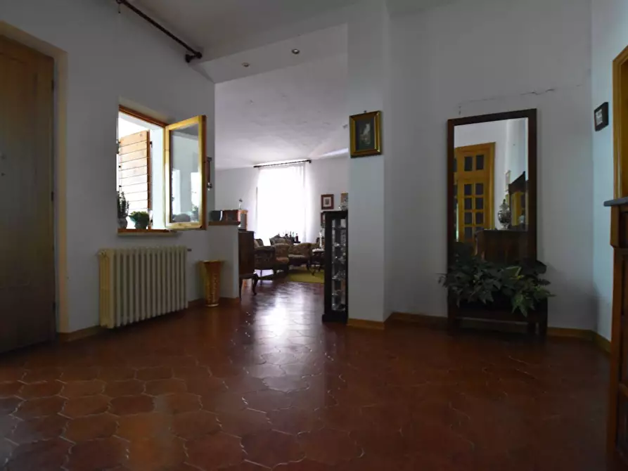 Immagine 18 di Villa in vendita  in Via Rampi a Force