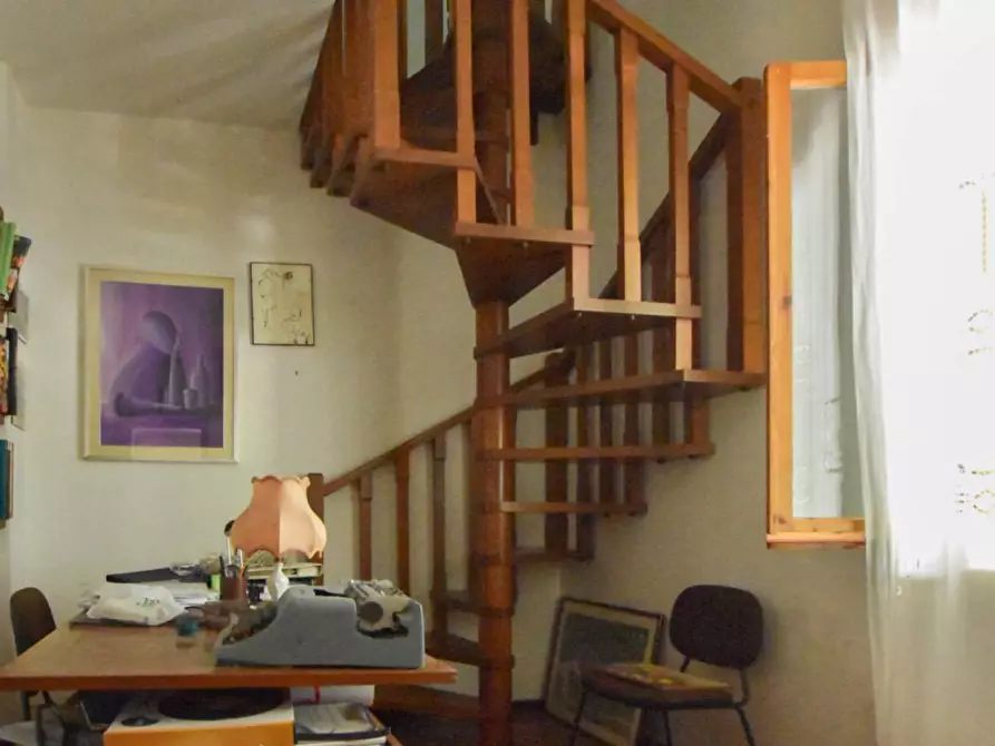 Immagine 21 di Villa in vendita  in Via Rampi a Force