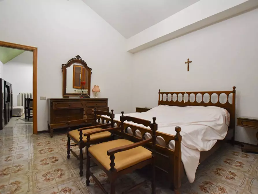 Immagine 37 di Villa in vendita  in Via Rampi a Force