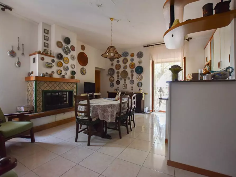 Immagine 40 di Villa in vendita  in Via Rampi a Force