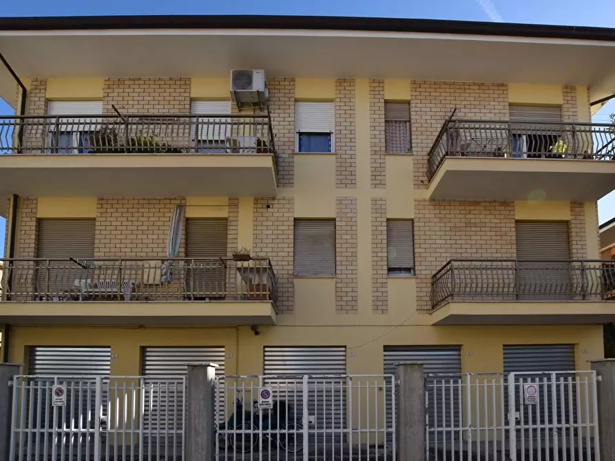 Immagine 25 di Appartamento in vendita  in Via Giovanni XXIII 5 a Porto San Giorgio