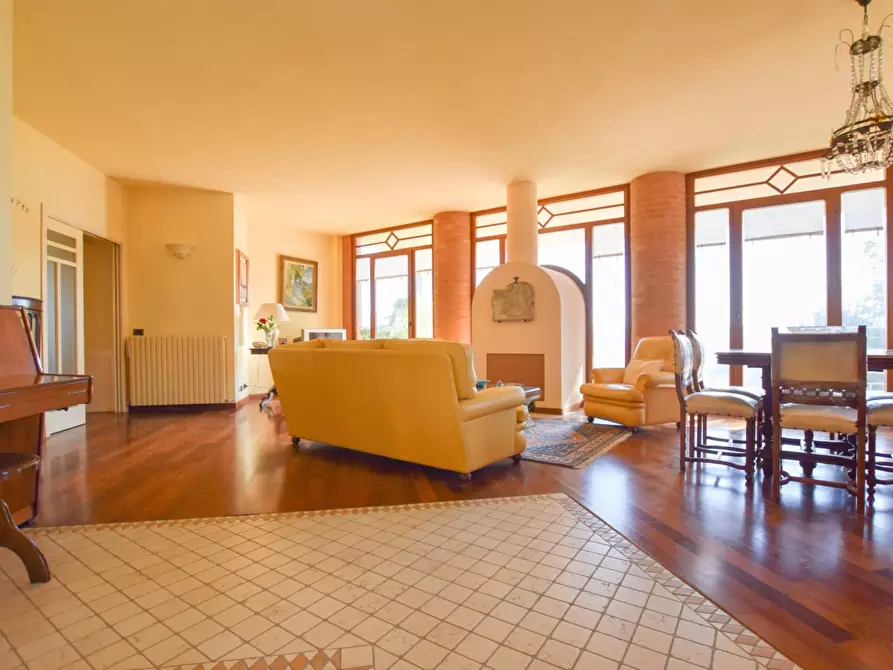 Immagine 7 di Appartamento in vendita  in Villa Rustici a Amandola