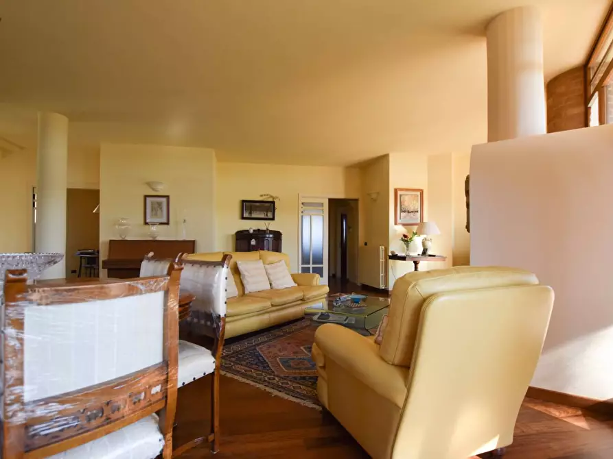 Immagine 10 di Appartamento in vendita  in Villa Rustici a Amandola