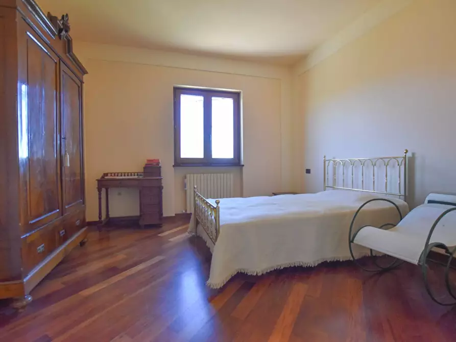 Immagine 38 di Appartamento in vendita  in Villa Rustici a Amandola