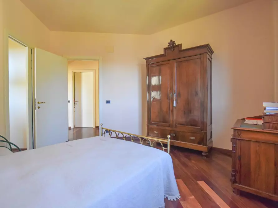 Immagine 39 di Appartamento in vendita  in Villa Rustici a Amandola