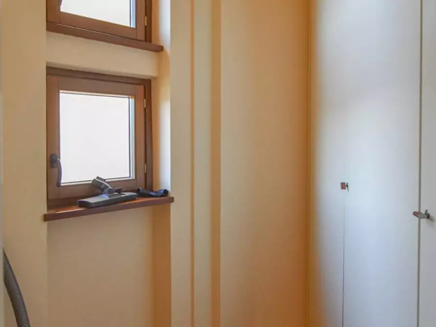 Immagine 40 di Appartamento in vendita  in Villa Rustici a Amandola