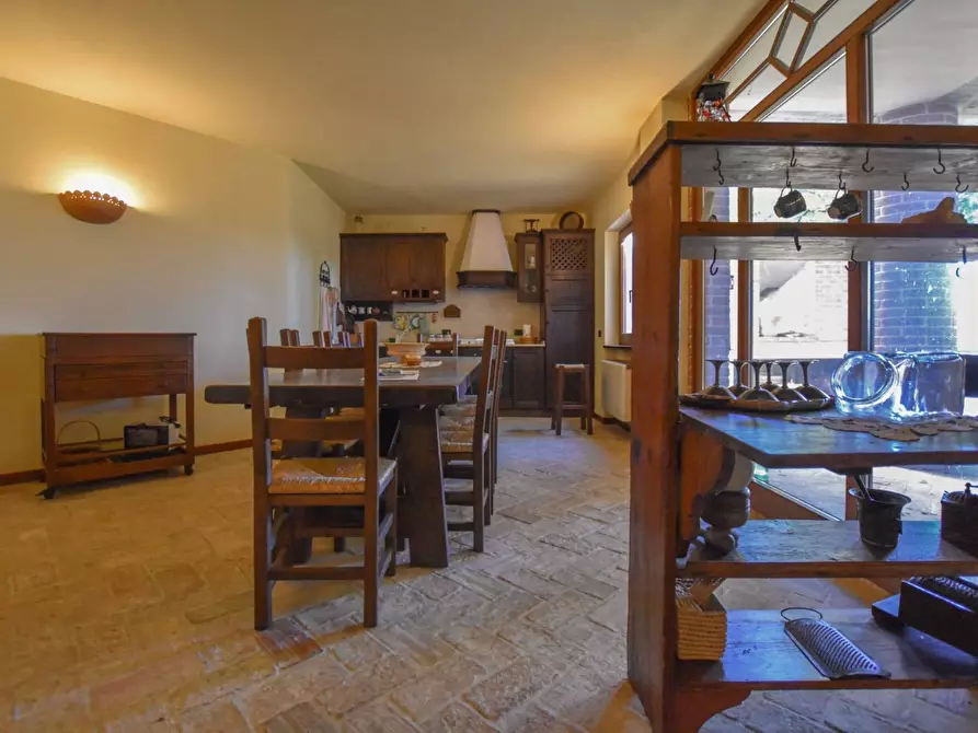 Immagine 58 di Appartamento in vendita  in Villa Rustici a Amandola