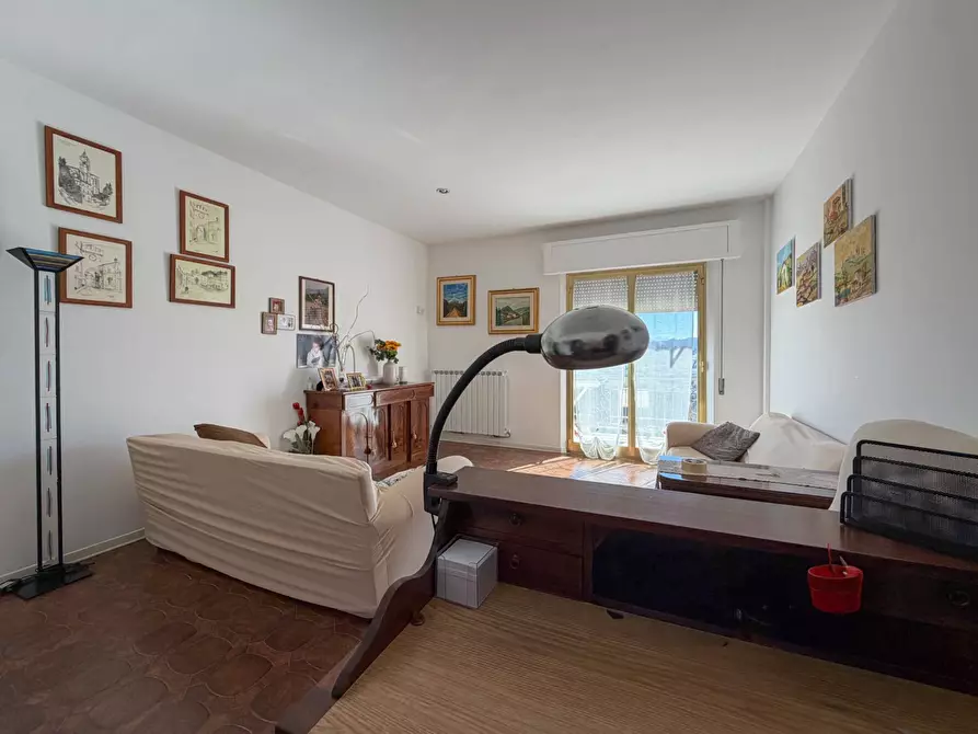 Immagine 2 di Appartamento in vendita  in Via Papa Giovanni XXIII 14 a Amandola