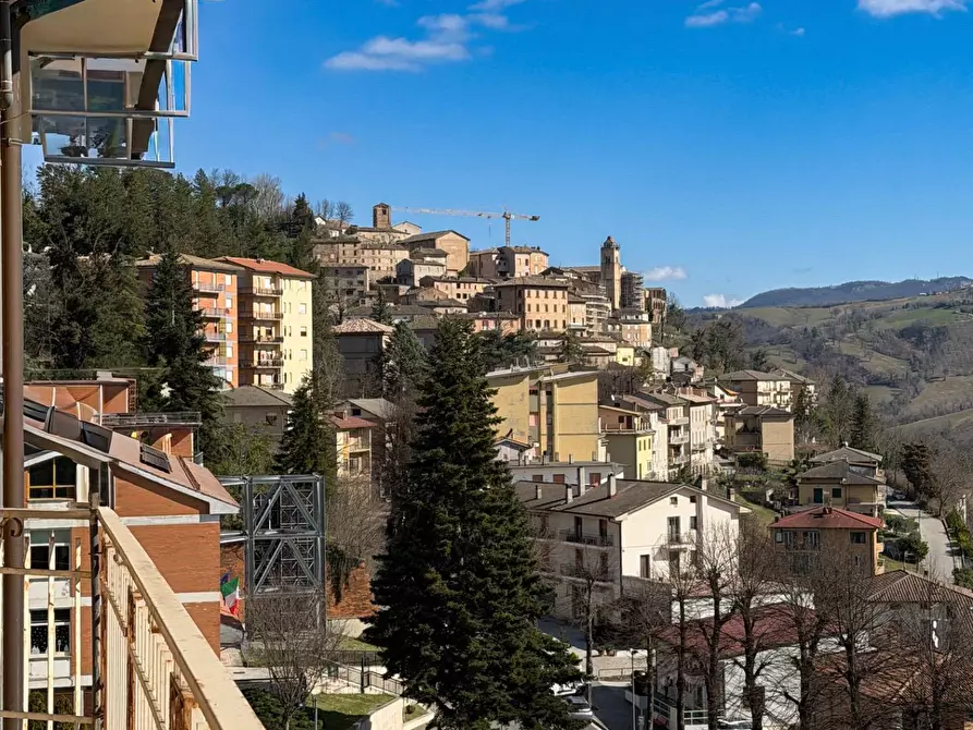 Immagine 12 di Appartamento in vendita  in Via Papa Giovanni XXIII 14 a Amandola