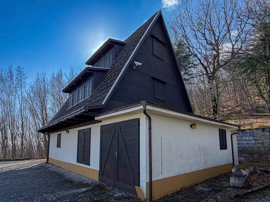 Immagine 10 di Villa in vendita  in San Liberato a San Ginesio