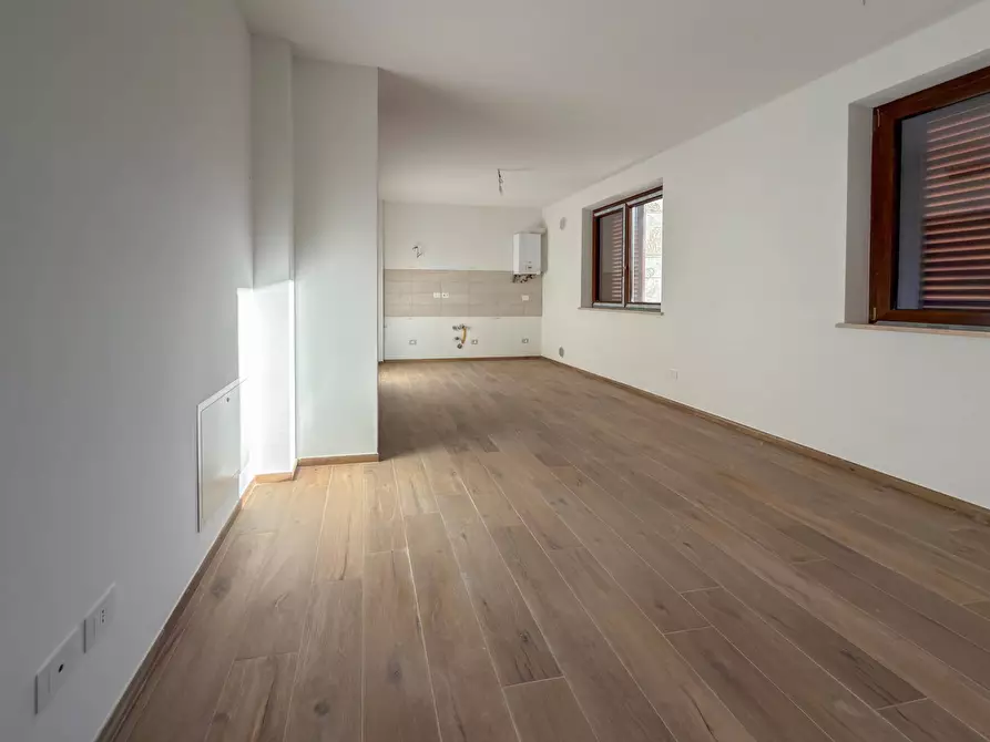 Immagine 8 di Appartamento in vendita  in VIA CICCOLINI 10 a Rotella