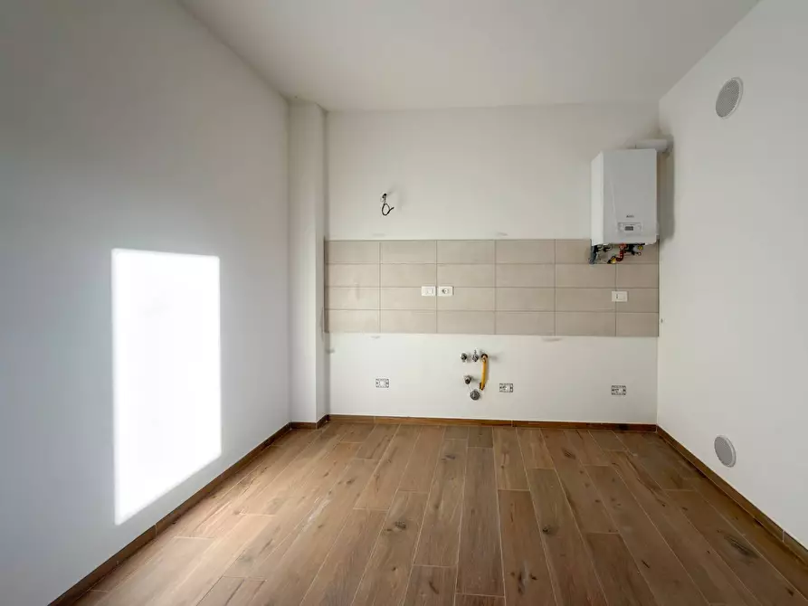 Immagine 10 di Appartamento in vendita  in VIA CICCOLINI 10 a Rotella