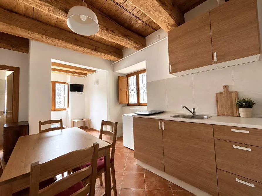 Immagine 5 di Appartamento in vendita  in Via Indipendenza 13 a Montemonaco