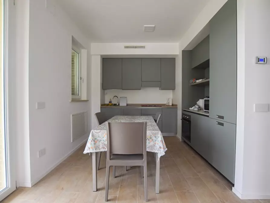 Immagine 16 di Villa in vendita  a Campofilone