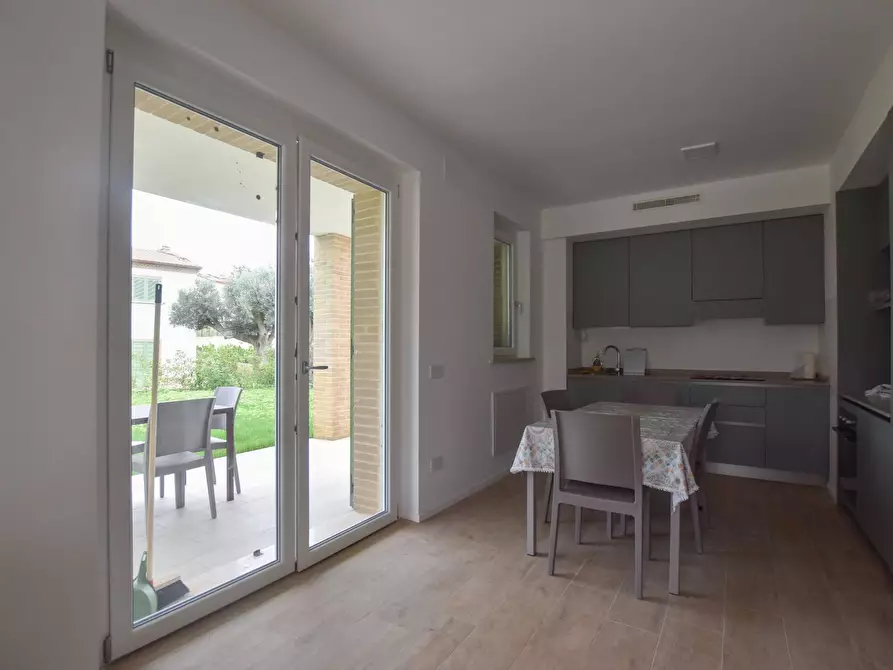 Immagine 17 di Villa in vendita  a Campofilone