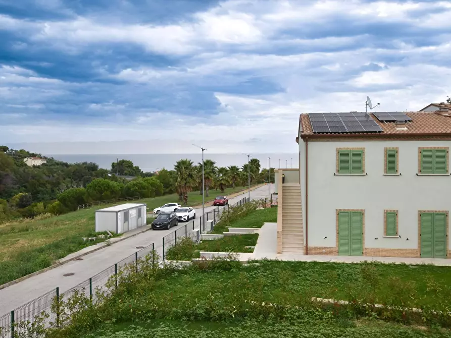 Immagine 26 di Villa in vendita  a Campofilone