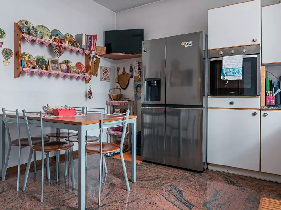 Immagine 3 di Villa in vendita  in Carlo Forlanini 15 a Busto Arsizio