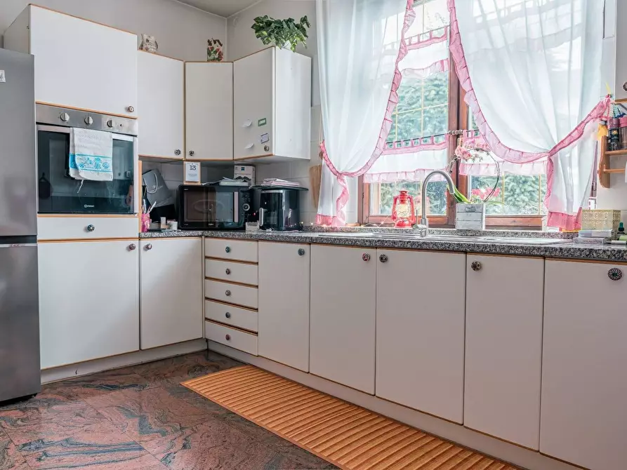 Immagine 6 di Villa in vendita  in Carlo Forlanini 15 a Busto Arsizio