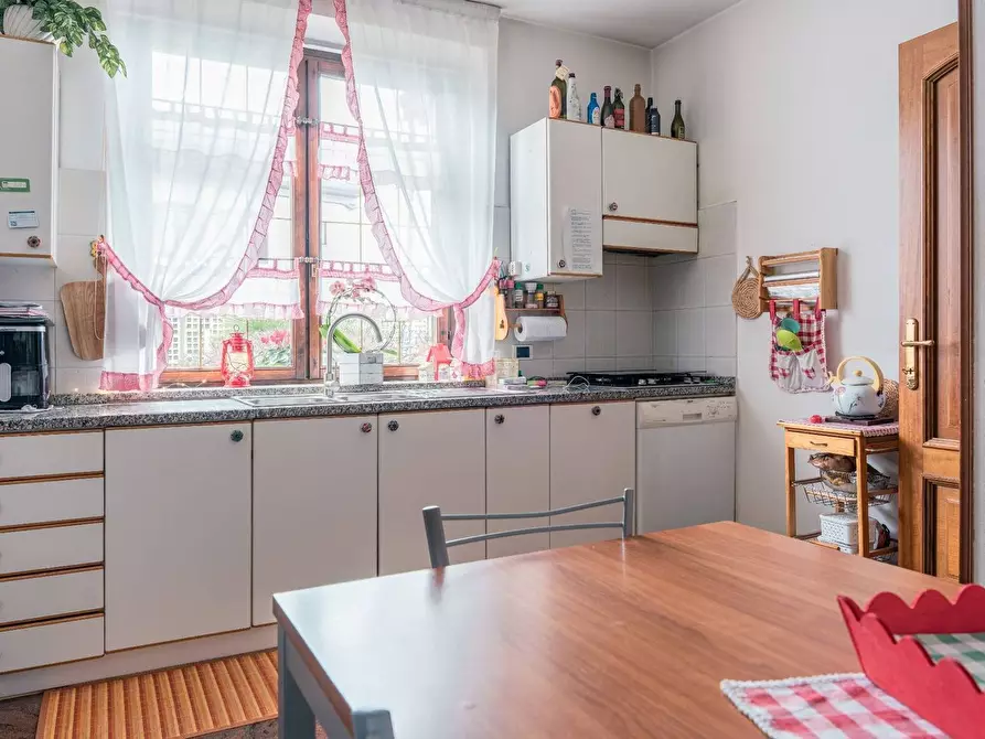 Immagine 7 di Villa in vendita  in Carlo Forlanini 15 a Busto Arsizio