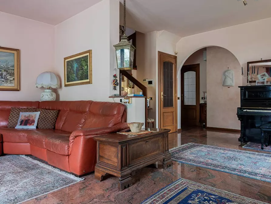 Immagine 9 di Villa in vendita  in Carlo Forlanini 15 a Busto Arsizio