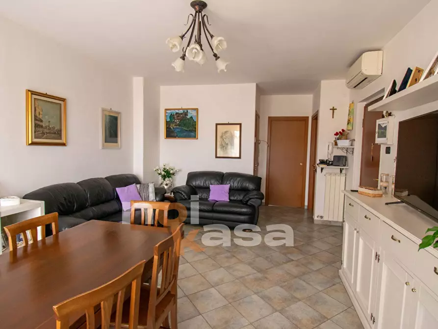 Immagine 6 di Appartamento in vendita  in via Mozart 39 a Arconate