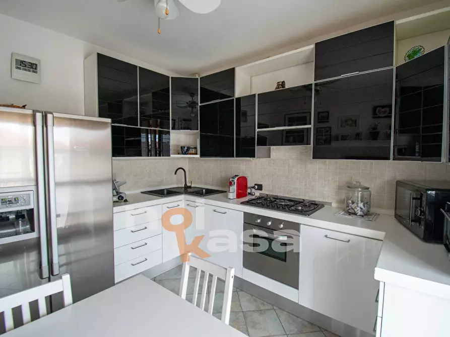 Immagine 11 di Appartamento in vendita  in via Mozart 39 a Arconate