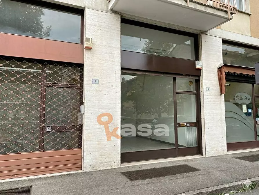 Immagine 1 di Locale commerciale in vendita  in via Marsala 9b a Busto Arsizio